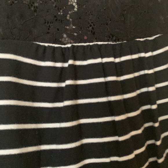 Black and white striped sundress - Picture 3 of 4